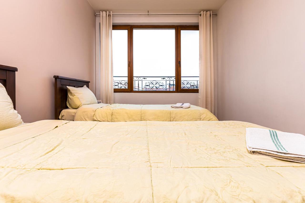 The Walnut 2Bd Apartment Plovdiv Exterior photo