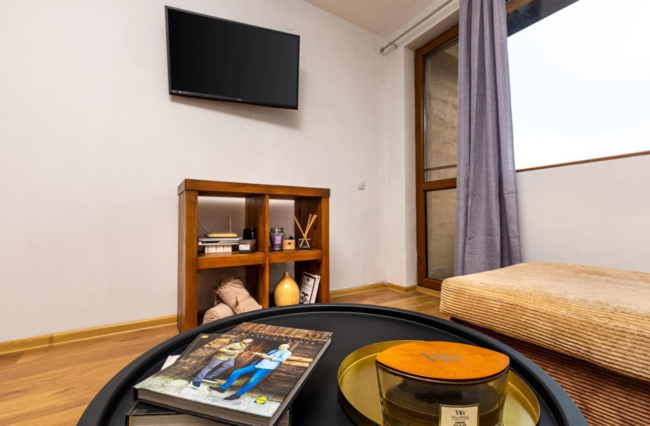 The Walnut 2Bd Apartment Plovdiv Exterior photo